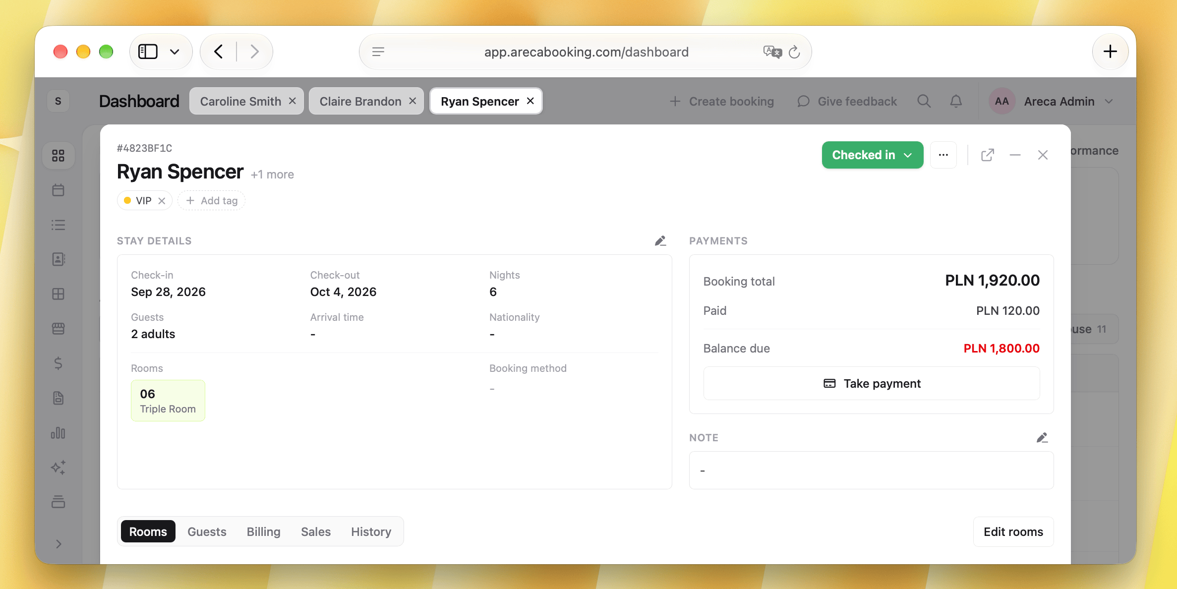 Multi-tab reservation view in Areca PMS